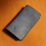 アラスカブルーのミドルウォレット【レザークラフト】