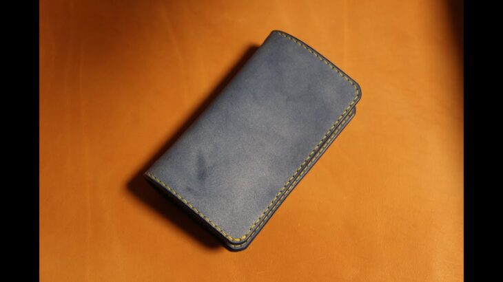 アラスカブルーのミドルウォレット【レザークラフト】