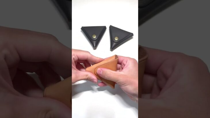 三角コインケース作りました【レザークラフト】