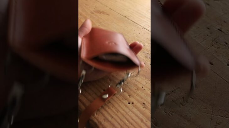 スマホポーチ（ブラウン）#スマホポーチ #スマホショルダー #スマホケース #革小物 #革小物雑貨 #ヌメ革 #革製品 #レザークラフト #leathercrafts #leatherworker