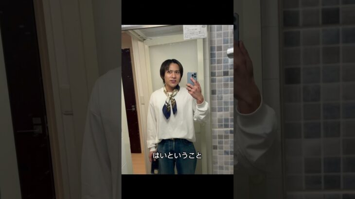 スマホケース大作戦‼️#レザークラフト #スマホケース #ただの変な人　#革 #ハンドメイド