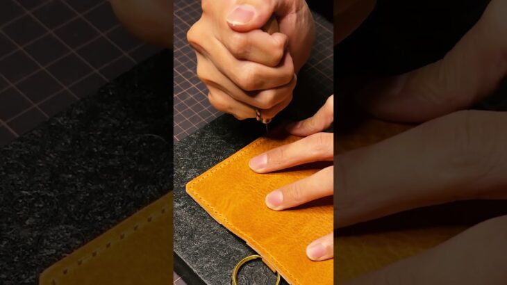 職人が仕立てる、本革キーケース｜L’unica Handcrafted Leather Key Case made by Artisan