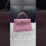 Do you like this matte crocodile leather Kelly handbag?